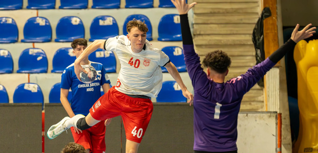 Handbal masculin: Dinamo Bucureşti, victorie cu Wisla Plock şi va juca finala turneului 4 din EHF Youth Club Trophy