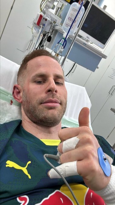 Peter Gulasci, portarul echipei RB Leipzig, a suferit un traumatism cranio-cerebral la meciul cu Holstein Kiel