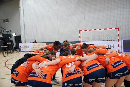 Handbal feminin: Odense, prima echipă calificată la Turneul F4 al Ligii Campionilor; CSM Bucureşti joacă duminică