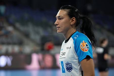 Handbal feminin: Campioana CSM Bucureşti, învinsă şi în Liga Naţională, 31-32 cu Minaur Baia Mare