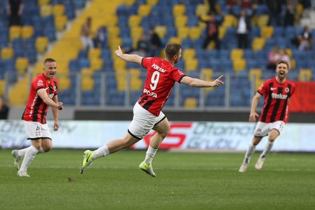 Turcia: Daniel Popa a înscris două goluri în ultima etapă a eşalonului secund şi echipa sa a promovat