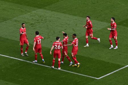 Premier League: Liverpool a remizat cu Arsenal, scor 2-2, după ce a condus cu 2-0