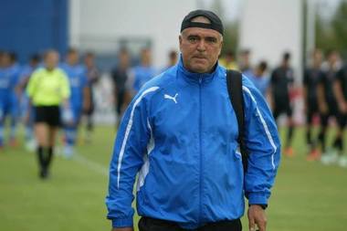 Fostul fundaş al Universităţii Craiova, Vasile Mănăilă, se află în comă, după ce a suferit un accident vascular cerebral