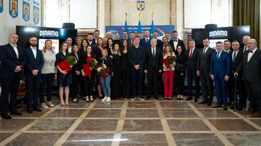 CS Dinamo la ceas aniversar. “Dinamo continuă să fie un reper. Aici performanţa nu e întâmplătoare. Liderul acestei generaţii este clar: David Popovici...“. Mesajul premierului interimar Cătălin Predoiu