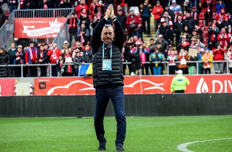 Mircea Rednic s-a despărţit de UTA Arad. “Respect!”. Mesajul clubului