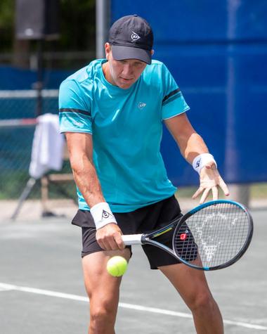 Filip Cristian Jianu a acces în turul doi al calificărilor la Roland Garros