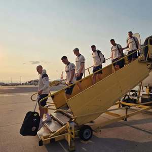 Echipa naţională a ajuns la Viena pentru meciul cu Austria
