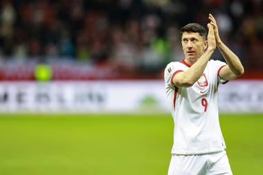 Lewandowski s-a simţit „trădat şi rănit” de modul în care a pierdut statutul de căpitan al Poloniei