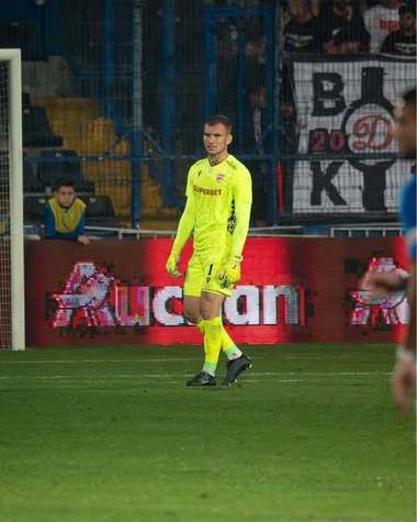 Superliga: Portarul Adnan Golubovic pleacă de la Dinamo