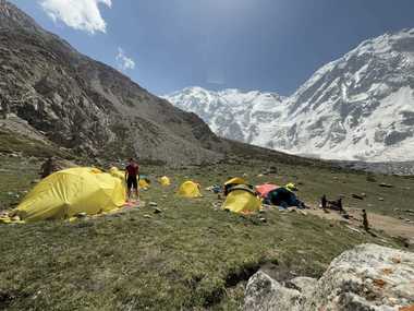 Alpinistul Horia Colibăşanu a ajuns în tabăra de bază a vârfului Nanga Parbat
