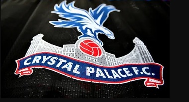 Crystal Palace a confirmat vânzarea acţiunilor lui John Textor către patronul echipei de fotbal american New York Jets