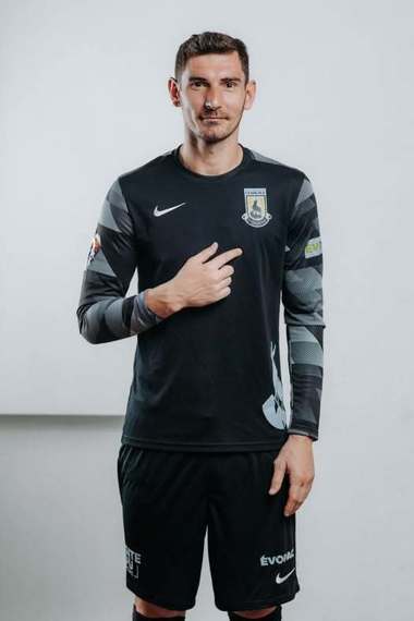Din Liga II la o echipă cu şanse de a evolua în cupele europene: Laurenţiu Brănescu pleacă de la Ceahlăul la Hibernians FC