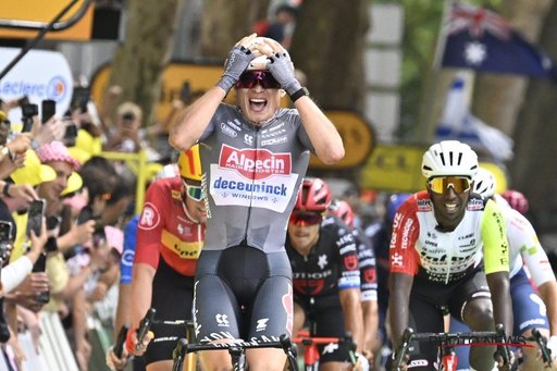 Belgianul Jasper Philipsen a câştigat prima etapă a Turului Franţei