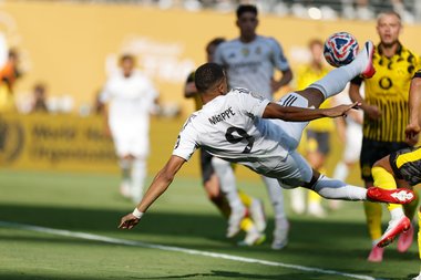 Real Madrid a învins Borussia Dortmund, scor 3-2, şi s-a calificat în semifinalele Cupei Mondiale a cluburilor. Mbappe a marcat un gol spectaculos - VIDEO