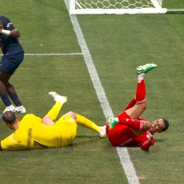 Bayern Munchen: Musiala s-a accidentat grav la meciul cu PSG şi ar putea lipsi cinci luni