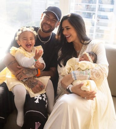 Neymar şi Bruna Biancardi au devenit din nou părinţi. Ei au o fetiţă care se va numi Mel