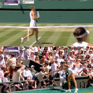 Tenis: Canicula a revenit la Wimbledon. Aryna Sabalenka le-a oferit apă şi gheaţă fanilor la Terenul Central