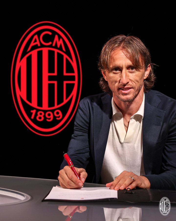 Luka Modric, oficial la AC Milan. El a semnat un contract pe un sezon