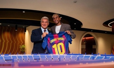 Fotbal: Lamine Yamal şi-a prelungit contractul cu FC Barcelona şi va primi tricoul cu numărul 10