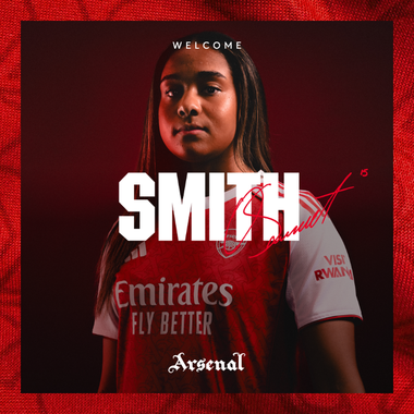 Olivia Smith trece de la Liverpool la Arsenal pentru un milion de lire sterline, cel mai scump transfer din fotbalul feminin