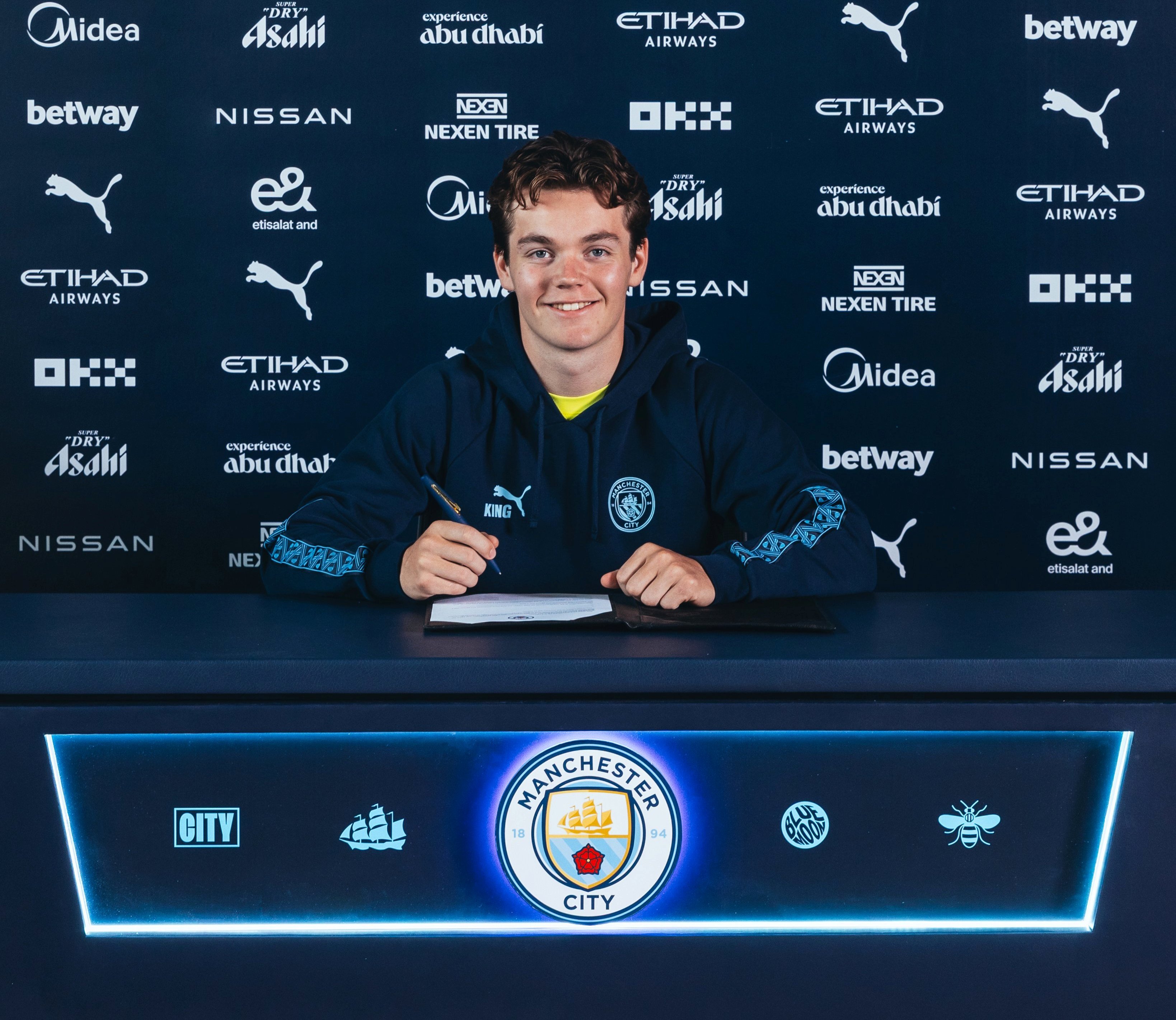 Mercato: Manchester City a semnat cu un norvegian de 18 ani, Sverre Nypan
