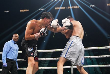 Manny Pacquiao a revenit în ring după patru ani. Legendarul pugilist filipinez a încheiat remiză meciul cu Mario Barrios - VIDEO