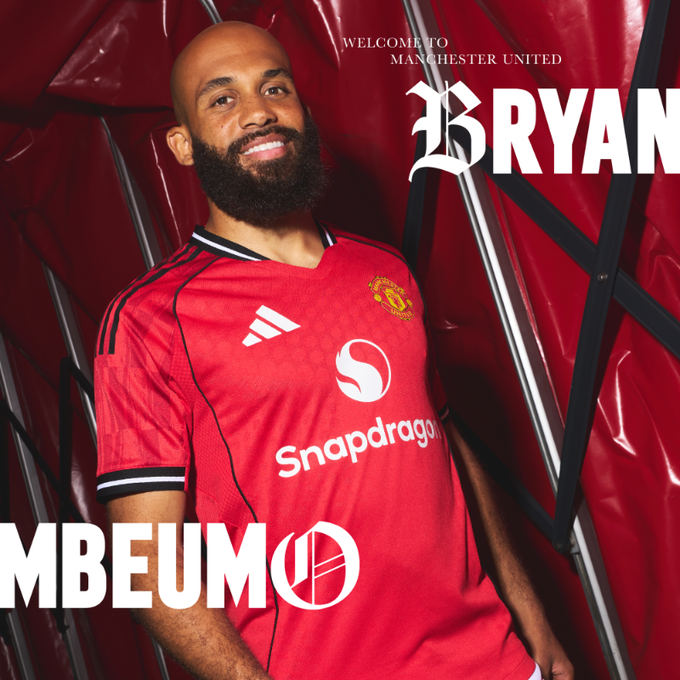 Manchester United l-a achiziţionat pe camerunezul Bryan Mbeumo pentru 81 de milioane de euro
