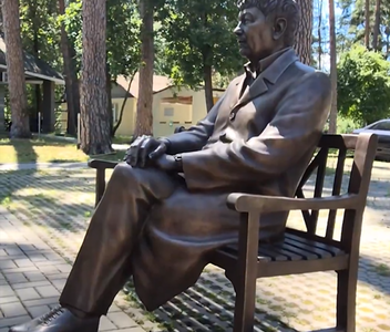 Şahtior Doneţk trimite statuia lui Mircea Lucescu în România: "Este în drum spre Mister” - VIDEO