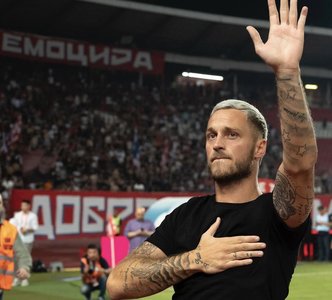 „Am plâns mai mult în două zile decât în toată viaţa mea”: emoţia intensă a lui Arnautovic la prezentarea la Steaua Roşie Belgrad