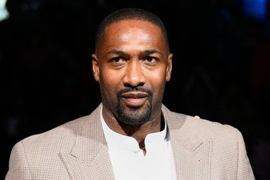 Gilbert Arenas, acuzat de organizarea de jocuri ilegale de poker în vila sa din Los Angeles. Fostul star din NBA a fost arestat