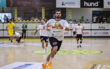 Handbal masculin: Campioana Dinamo Bucureşti, o victorie şi o remiză în amicale disputate în Portugalia