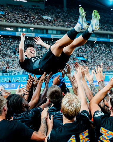 Extrem de emoţionat, Son Heung-min şi-a luat rămas bun de la Tottenham: "Nu cred că o să pot dormi la noapte"