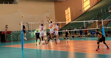 Volei masculin: România, antrenament comun şi două victorii în meciuri amicale cu Chile
