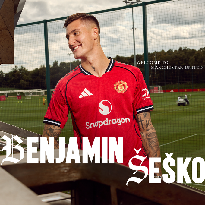 Atacantul Benjamin Sesko, transferat la Manchester United pentru 85 de milioane de euro
