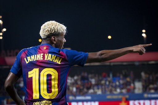 FC Barcelona a câştigat Trofeul Gamper, după 5-0 cu Como. Yamal a marcat de două ori - VIDEO