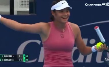 Iritată de un copil care plângea în tribune, Emma Răducanu a cerut să fie evacuat de la turneul de la Cincinnati - VIDEO