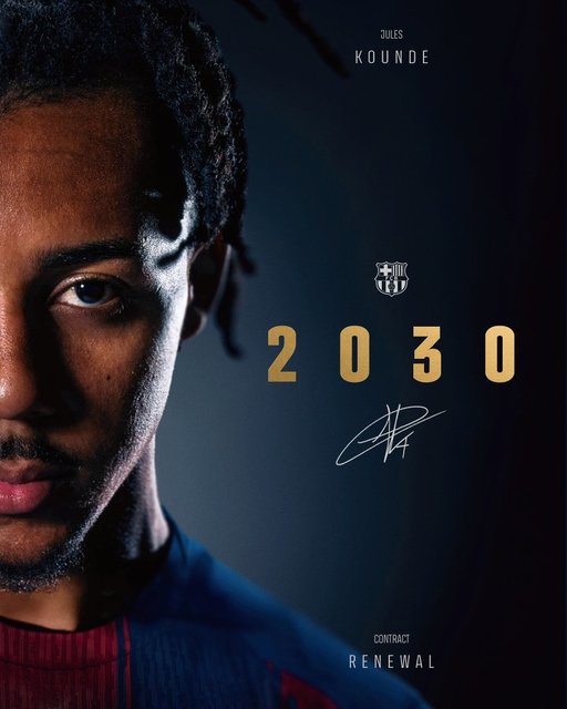 Fundaşul Jules Kounde şi-a prelungit contractul cu FC Barcelona