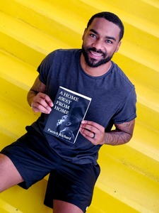 Baschet masculin: Patrick Richard, căpitanul campioanei U BT Cluj, şi-a lansat volumul ”O casă departe de casă”