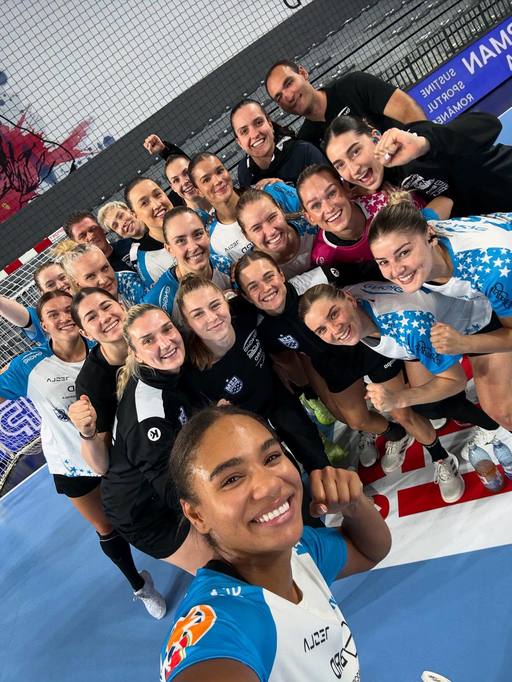 Handbal feminin: Campioana CSM Bucureşti câştigă a 7-a Supercupă a României, după finala decisă în prelungiri cu Gloria Bistriţa