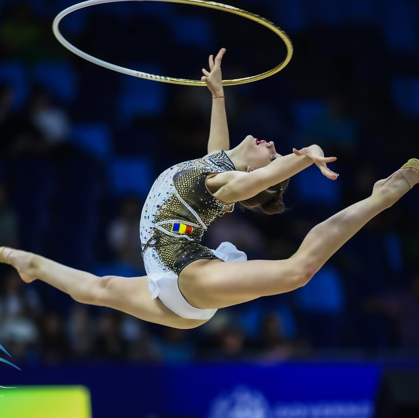 Gimnastică ritmică: Rezultat de excepţie pentru Amalia Lică la Campionatul Mondial – medalie de argint la măciuci, la doar 16 ani