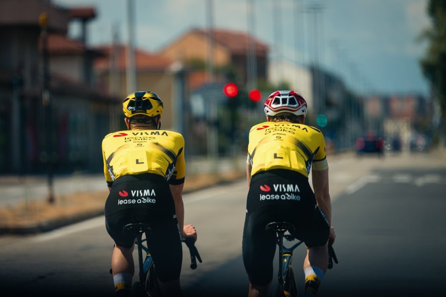 Ciclism: 18 biciclete în valoare de 250.000 de euro, furate de la echipa olandeză Visma-Lease, la Turul Spaniei