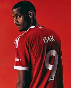 UPDATE - Atacantul Alexander Isak, transferat de Newcastle la Liverpool pentru suma record de 145 de milioane de euro