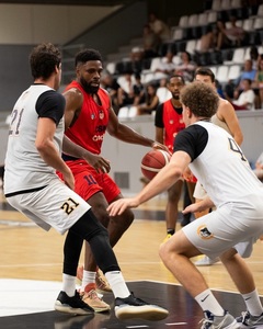 Baschet masculin: Vicecampioana CSM Oradea, victorie cu DEAC Debrecen în primul amical din intersezon