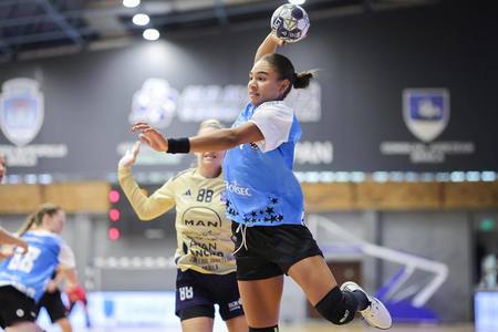 Handbal feminin: Ikast Handbold – CSM Bucureşti, scor 28-27, la debutul în grupa B a Ligii Campionilor