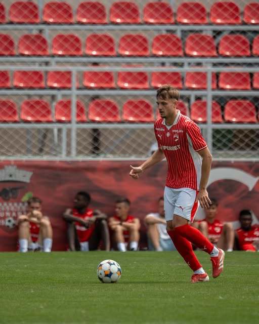 Tot la Dinamo, dar din Superliga în Liga II. Răzvan Paşcalău, împrumutat la divizionara secundă