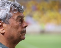 Meciul Cipru – România: Suporterii au scandat “Demisia!” / Se gândeşte Mircea Lucescu la plecarea de la naţională?