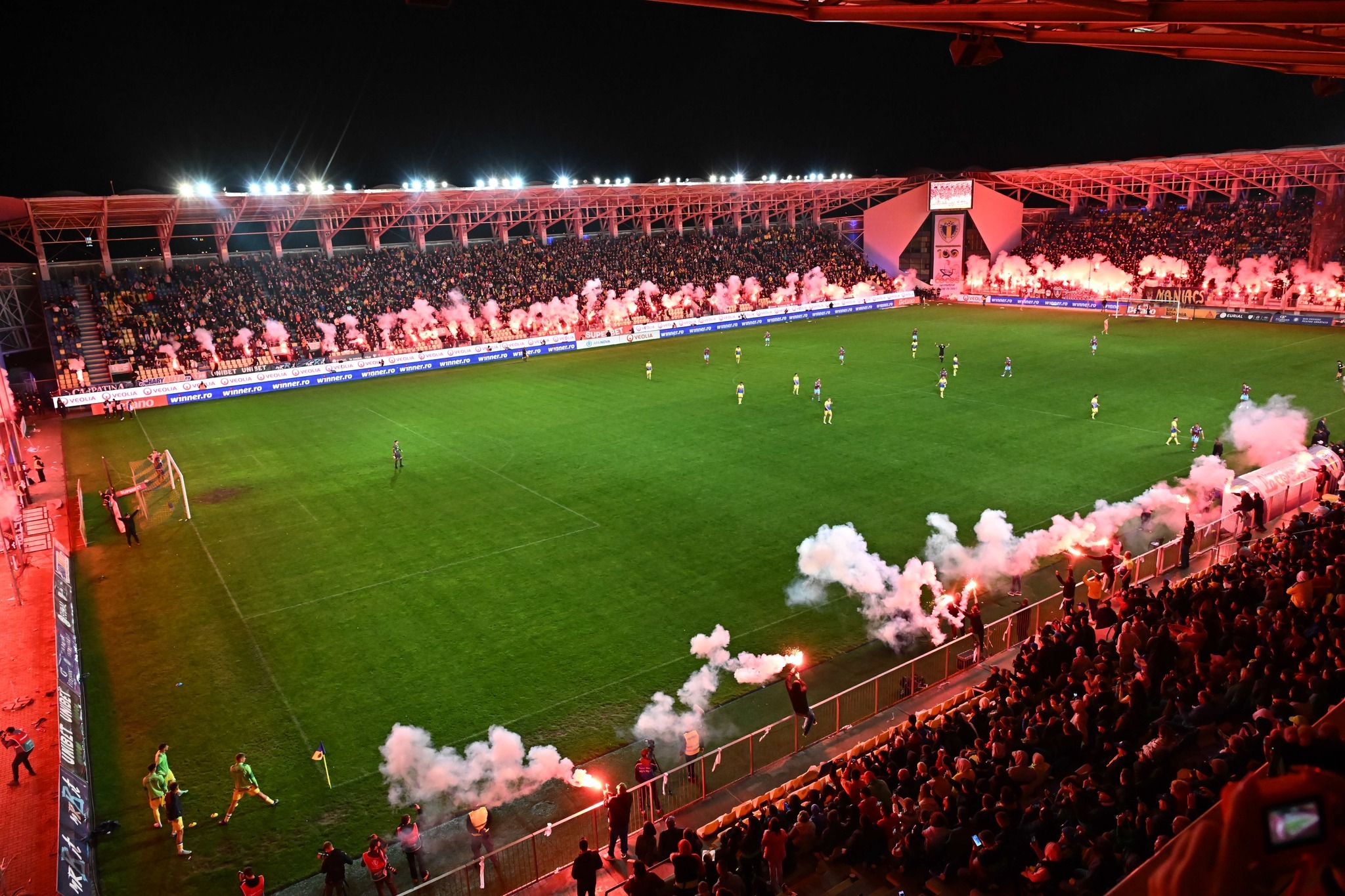 FC Petrolul, anunţ legat de modificarea Legii 4/2008 privind prevenirea şi combaterea violenţei cu ocazia competiţiilor şi a jocurilor sportive