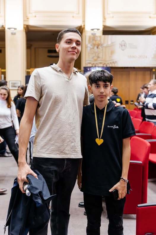 David Popovici spune povestea lui Laur, campion la karate, care de la 6 ani se află în grija asistentei maternale / Popovici este din 2023 Ambasador Hope and Homes for Children