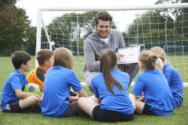 FRF: Peste jumătate de milion de euro pentru competiţiile Grassroots