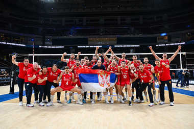 Volei masculin: Serbia, cu antrenorul Giani Creţu pe bancă, învinge Brazilia la CM şi se califică în optimi